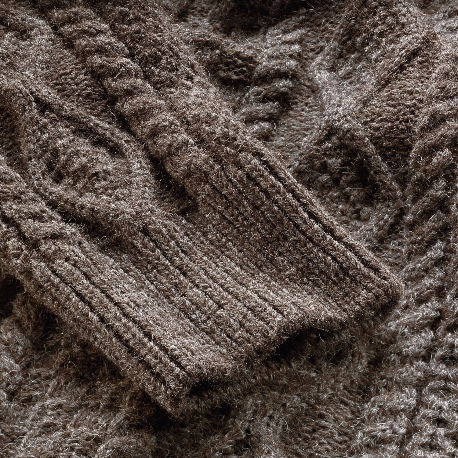 Black Sheep Aran Trui, Bruin 6 Black Sheep Aran Trui, Bruin - Afbeelding 4