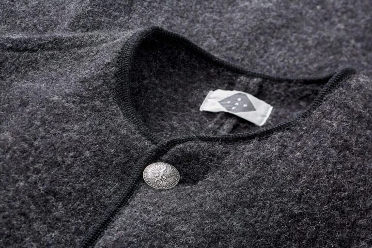 Armedangels Winkel -Armedangels Winkel gebreid herenjack 2 768x512 1