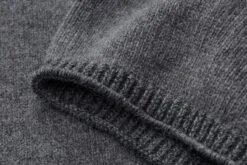 Gebreide Muts Unisex, Grijs Antraciet -Armedangels Winkel gebreide muts unisex 4