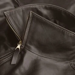 Heren Roadsterjas Paardenleer, Zwartbraun 13 Heren Roadsterjas Paardenleer, Zwartbraun -Armedangels Winkel heren roadsterjas paardenleer 5