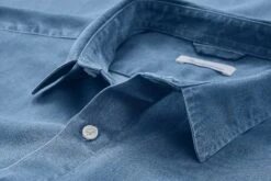 Herenoverhemd TENCEL™, Medium Blauw -Armedangels Winkel herenoverhemd tencel 2