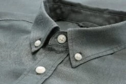 Armedangels Katoenen Herenhemd, Groene Melange -Armedangels Winkel katoenen herenhemd 2