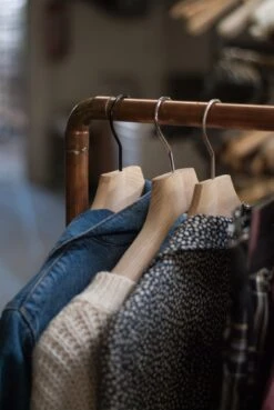 Kleerhanger Noa 3 -Armedangels Winkel kleerhanger noa 3 5