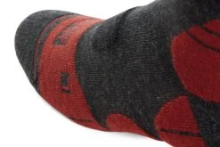 Sportsok Merino Wol, Antraciet Rood -Armedangels Winkel sportsok merino wol 2