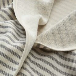 Unisex Badjas Fijn Gestreept, Beige-wit -Armedangels Winkel unisex badjas fijn gestreept 3