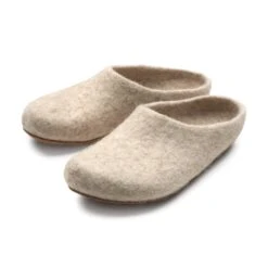 Vilten Slof Coburg Vossen Schaap, Beige